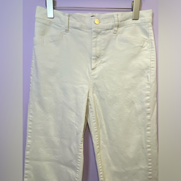 ⭐️BOGO⭐️ Ann Taylor Factory off white high-waisted, wide-leg, cropped jeans - Picture 6 of 11